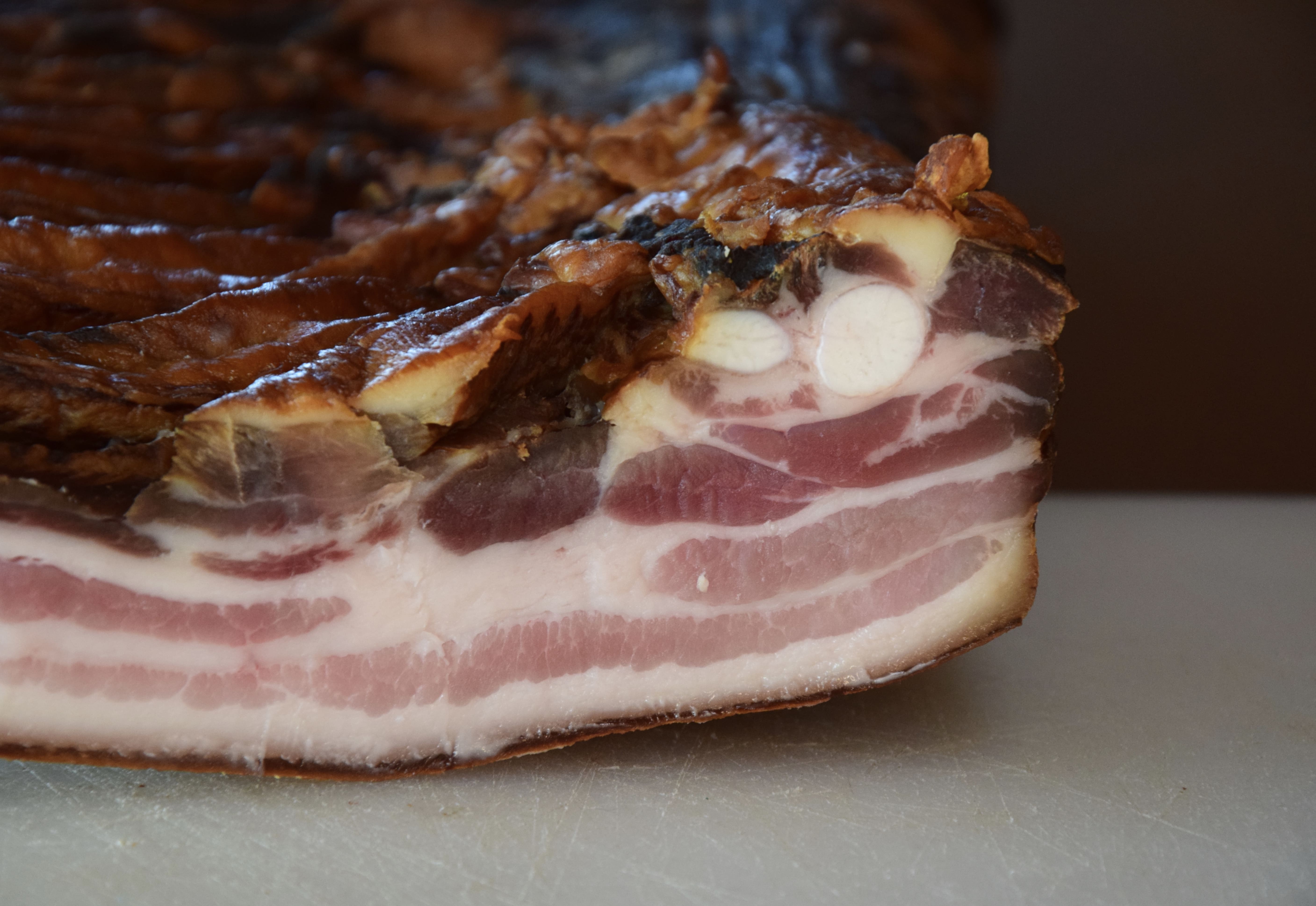 Lard fumé de porc Cul-Noir Alsacien : produit brut