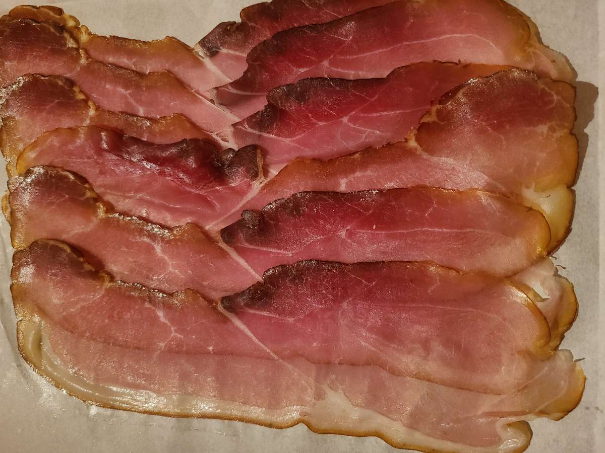 Jambon fumé et séché de porc Cul-Noir Alsacien tranché : produit brut